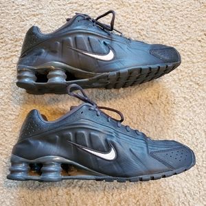 Nike Men's Shox R4 Shoes